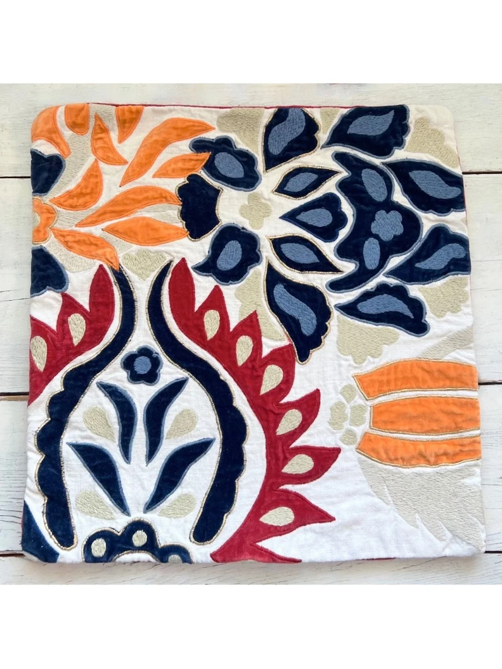 1 Williams Sonoma Izlara Floral Applique Throw Pillow Cover 20